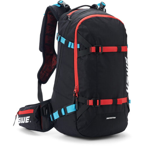 POW 25 WNTR PROTECTOR BACKPACK BLACK