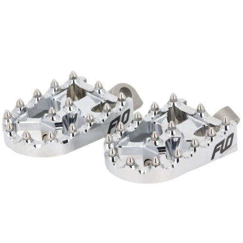 MOTO STYLE FOOTPEG SET CHROME 2"X3.125"