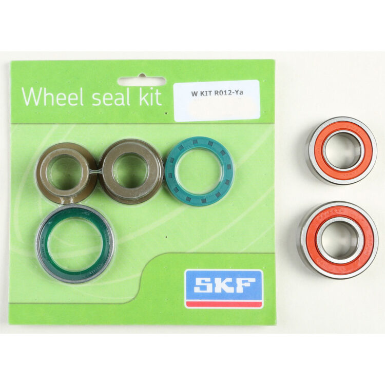 WHEEL SEAL KIT W/BEARINGS REAR