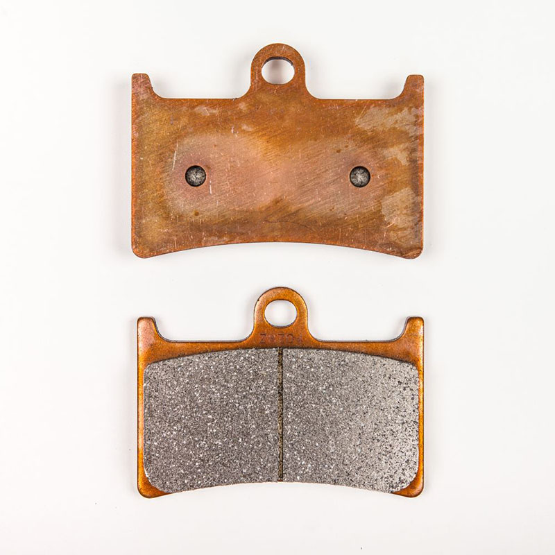 BRAKING BRAKE PAD SET SUPER SINTERED P1R Yamaha FZ-07 2015-2016 Yamaha YZF-R1M 2015-2021 Yamaha XTZ1200E Super Ténéré ES 2014-2021 Yamaha FZS600 Fazer 1998-2003 Yamaha XSR900 2016-2019 Yamaha XV19SCL Raider SCL 2012-2012 Yamaha FZ-09 2014-2015 Yamaha FZS800 FZ8 2010-2013 Yamaha XTZ1200 Super Ténéré 2010-2019 Yamaha FJR1300AE 2005-2005 Yamaha FZS1000 FZ1 2001-2014 Yamaha XP500 TMAX 2009-2009 Yamaha XV19CTF Stratoliner Deluxe 2010-2012 Yamaha XV19CTS Stratoliner S 2006-2012 Yamaha XV19C Raider 2008-2012 Yamaha XV19CS Raider S 2008-2012 Yamaha YZF-R1 1998-2022 Yamaha YZF-R1 LE 2006-2006 Yamaha YZF-R6 1999-2019 Yamaha FJR1300A ABS 2003-2005 Yamaha FZS600 FZ6 2007-2009 Yamaha XV17PC Road Star Warrior 2002-2009 Yamaha XV17PCM Road Star Midnight Warrior 2005-2009 Yamaha XV19CT Stratoliner 2006-2012 Yamaha YZF-R6S 2006-2009 Yamaha XV19CTM Stratoliner Midnight 2006-2008 Yamaha YZF600R 1996-2007 Yamaha FJR1300 2001-2006 Yamaha YZF-R7 1999-2022 Yamaha YZF1000 1997-1997 Yamaha MT-07 2018-2022 Yamaha MT-09 2018-2021 Yamaha MT-10 2018-2022 Yamaha XSR700 2018-2019 Yamaha MTT9 Tracer 900 2019-2019 Yamaha MTT9GT Tracer 900 GT 2019-2020 Yamaha MXT9 Niken 2019-2020 Yamaha MXT9GT Niken GT 2019-2020 Yamaha MT-09 SP 2018-2020. MPN: . SKU: 31-786P.